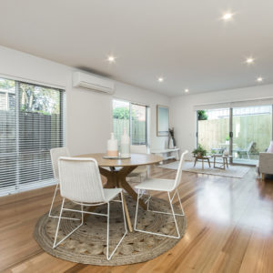 Geelong West dinning - Townhouse Builder